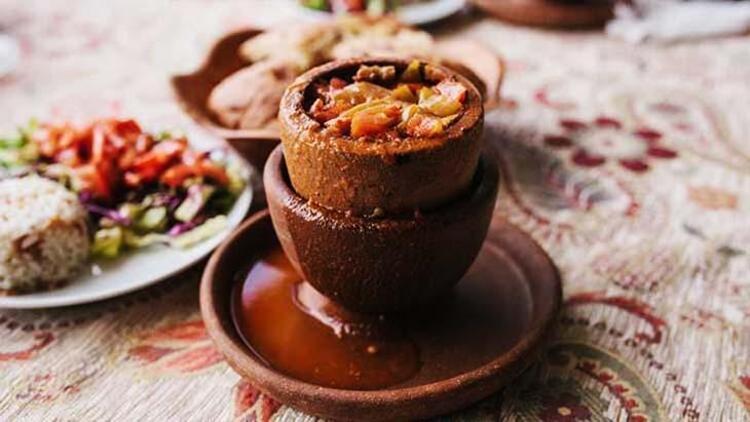 Toprak Kapta Yemek Pişirmek Sağlıklı mı? Geleneksel Pişirme Yönteminin Faydaları